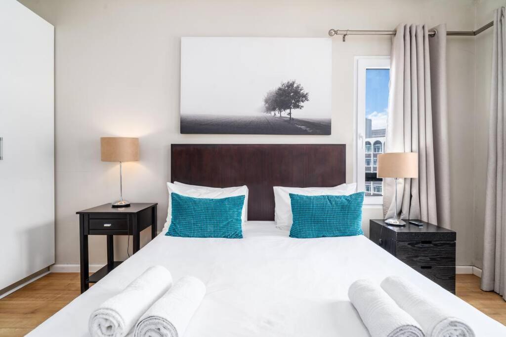 2 Bedroom - Nightlife Explorer Cidade Do Cabo Exterior foto